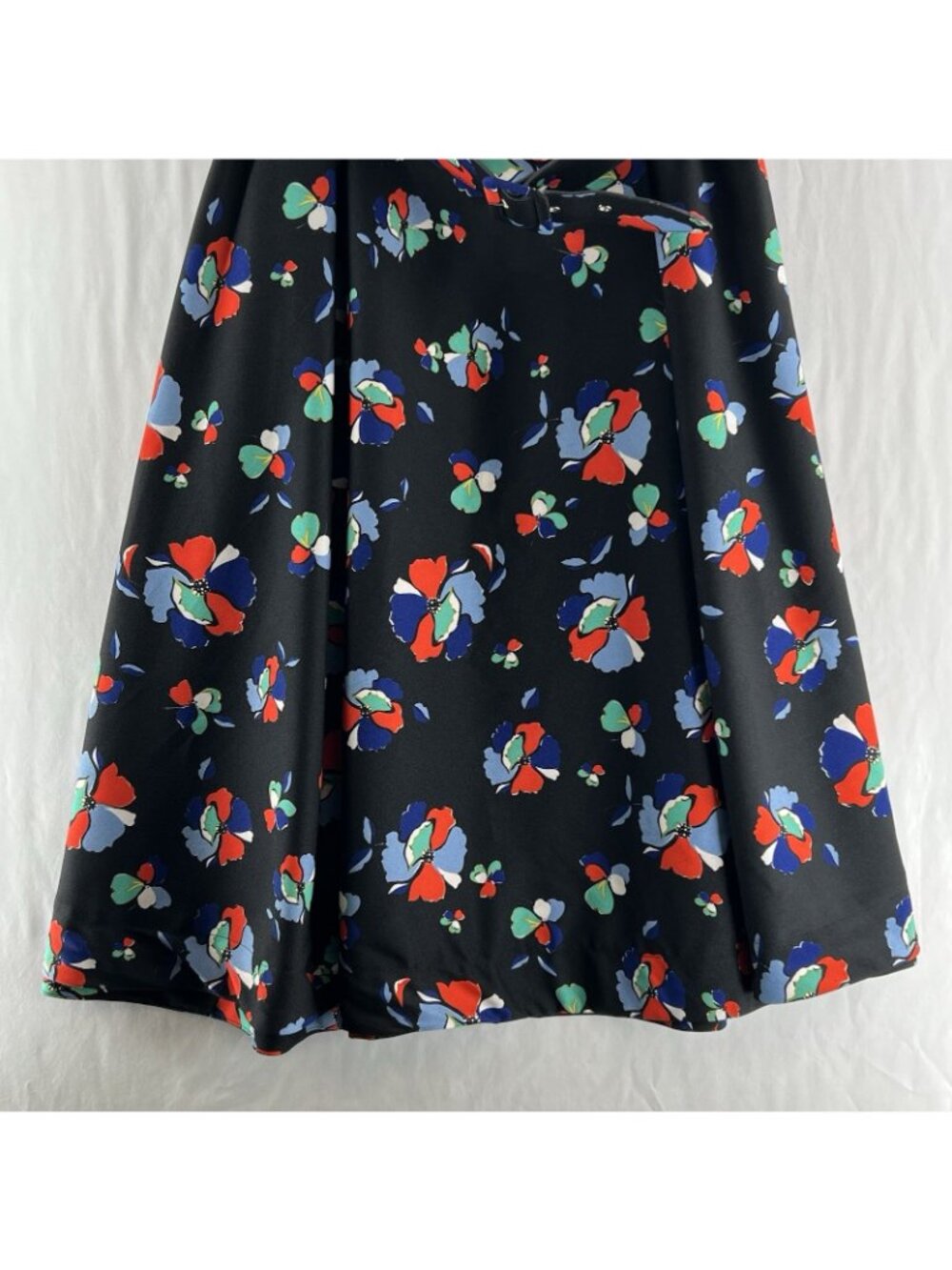 City Chic Floral V-Neck Dress Womens Sz L/20 Sleeveless Belted A-Line Black - Picture 6 of 13